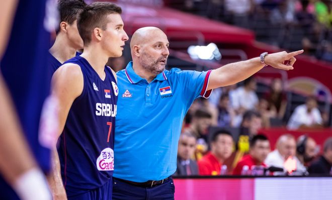 FIBA核武！22分钟20分，，，2年前带队天下杯亚军，，，为何快船不会用他-jrs直播