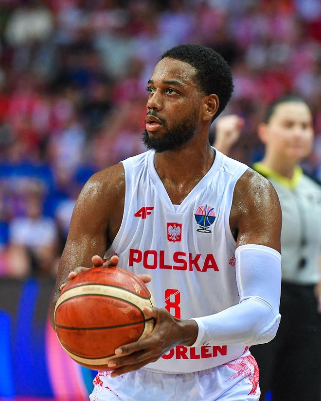男籃歐洲杯得分榜前九名，除了勞埃德均為現役NBA球星