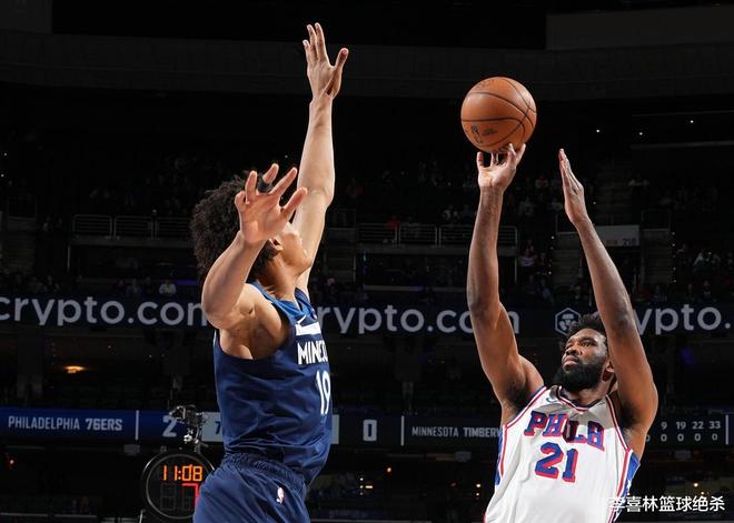 等了237天！恩比德归来轰14+7+8：费城MVP亮剑，20岁探花抢戏