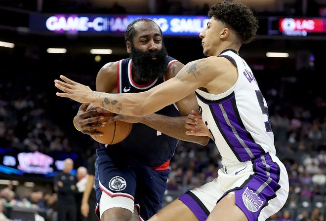 各方面的表現(xiàn)都很不理想，快船后場核心在季前賽中的狀態(tài)很不理想