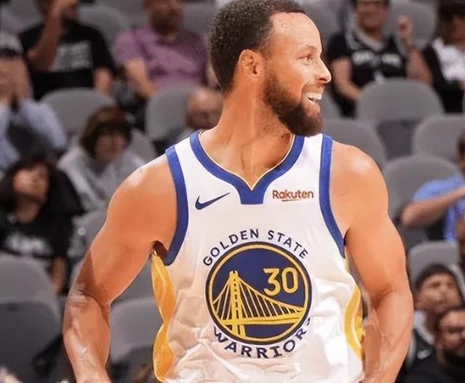 勇士逆轉馬刺！庫里轟46分，巴特勒+穆迪回暖齊爆，理查德上首發