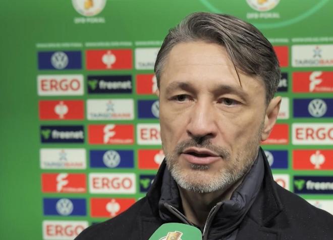 科瓦奇：丘庫埃梅卡在禁區(qū)內(nèi)被夸安薩拉拽？裁判應(yīng)做出判罰