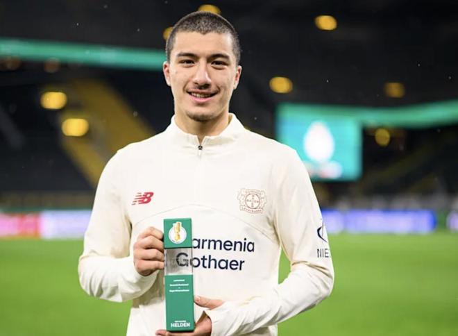 羅爾費斯：我不驚訝于馬扎的核心地位，他渴望進步、技術(shù)出色