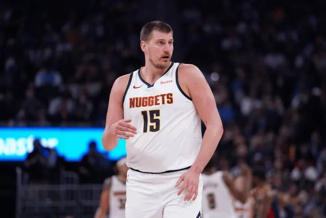 恐怖如斯！一人打爆全隊，約基奇11月場均35+三雙+真實命中率83%