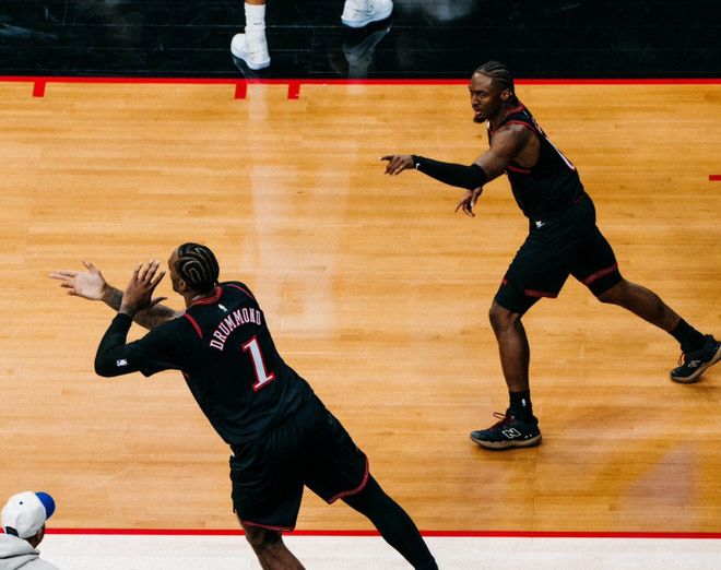 年薪5170萬，休戰10場終于復出！作為局外人，球隊似乎沒你位置了