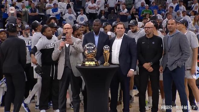 獨行俠總經理下課！放走東契奇之前，他還放走了庫里。