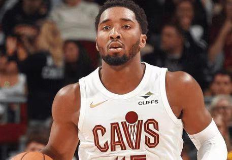 騎士34分大勝送奇才7連敗聯盟墊底 米切爾24+5+5單節16分