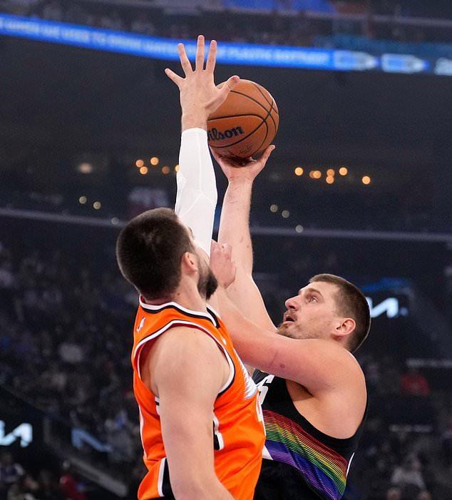 55分追平賽季紀錄！約基奇23中18，掘金6連勝輕取快船