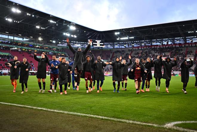 莱比锡队史德甲首次客场净胜6球，近7轮6胜1平升至德甲第二