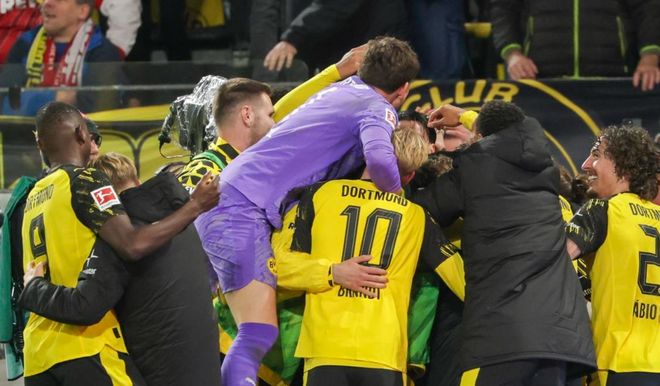 德甲最新积分战报：领头羊8连胜，多特绝杀，莱比锡制造惨案