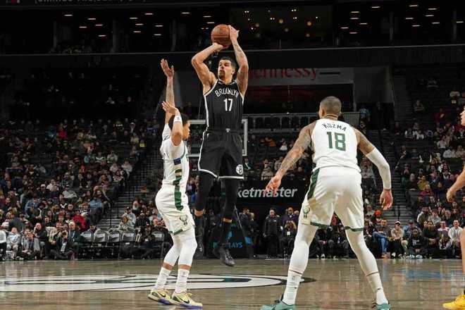 創(chuàng)紀錄！籃網(wǎng)9人上雙狂勝雄鹿45分 小波特無緣連5場30+