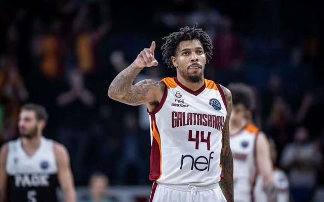 正式簽約!珀塞爾加盟山東男籃,邱彪出其不意,沖擊CBA前四