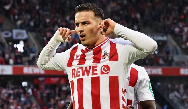 3球1助攻!19歲德國天才邊鋒橫空出世,瓜帥欽點,4大豪門瘋搶