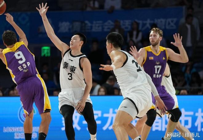 恭喜廣東隊！杜鋒齊聚四大內線，黑白矮正式帶隊，鋒線雙王炸到位