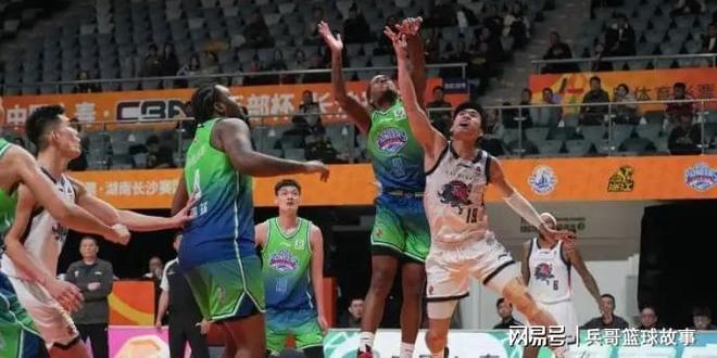 CBA杯首日！榜眼首秀超神，兩老將爆發，遼寧慘遭逆轉