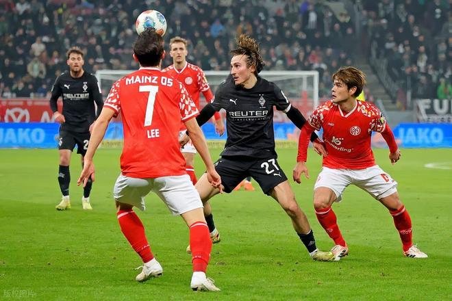 德甲最新積分戰(zhàn)報 輸給拜仁后4勝1平 門興5輪不敗沖進上半?yún)^(qū)