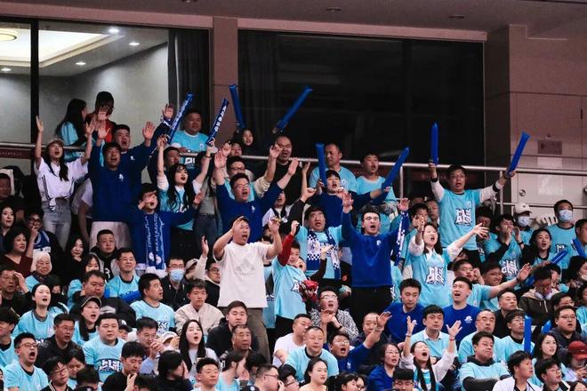 【全勤大挑戰(zhàn)】開啟您的青島男籃主場(chǎng)「集印之旅」