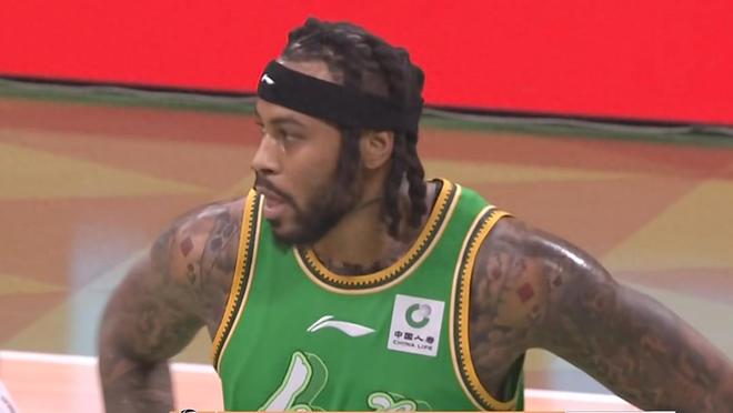 16分完勝！CBA冷門，遼寧大爆發(fā)，五人得分上雙，掀翻衛(wèi)冕冠軍！