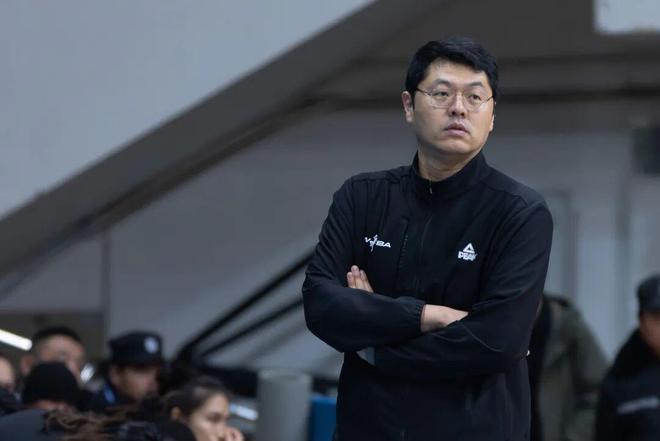 击败浙江稠州银行，拿下主场首胜！