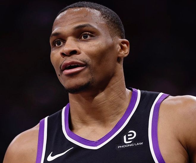 21分6板11助！威少双里程碑，约基奇空砍44+13+7，戈登伤情更新