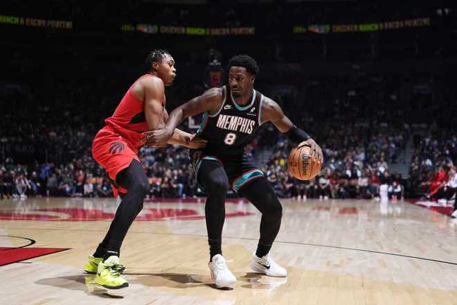 莫蘭特禁賽！灰熊6人上雙仍輸猛龍 巴恩斯19+12+8巴雷特27+6+6