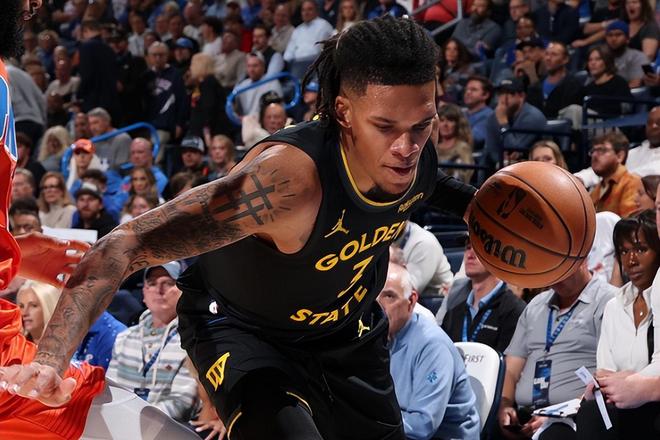 全队唯一靠谱的球员?勇士后场新秀的成熟度真是远超预期?