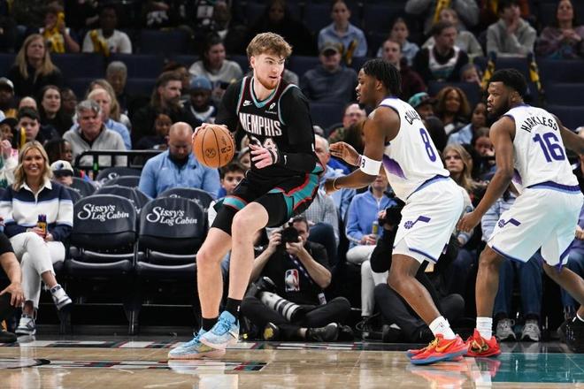 賈倫報(bào)銷無緣戰(zhàn)舊主!爵士3人20+仍遭灰熊逆轉(zhuǎn) 孟菲斯8人上雙