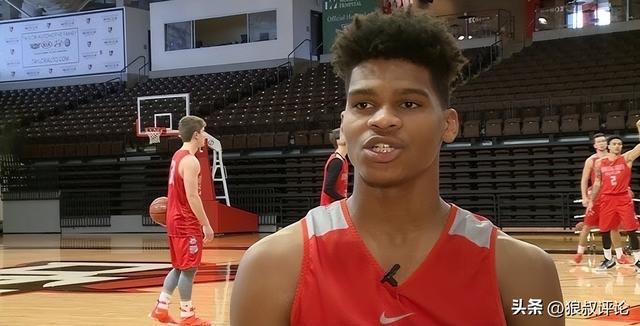 CBA外援簽約匯總:深圳敲定新內(nèi)線 山東簽下第3外援 山西連簽2人