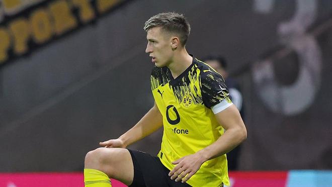 图片报:施洛特贝克目前情况良好,有望在对阵曼城时首发出场