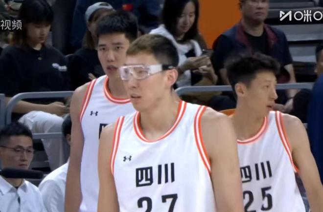 四川94-70大勝河南,周琦胡金秋合砍50+23,崔曉龍15+6韓霈瑜17+5