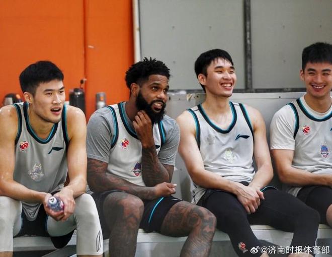 鲁媒:山东男篮新赛季CBA目标前八,将大力锻炼年轻队员