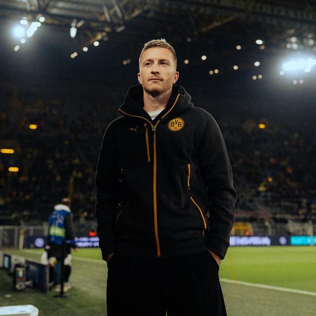 罗伊斯重返多特主场,俱乐部官方社媒发文欢迎