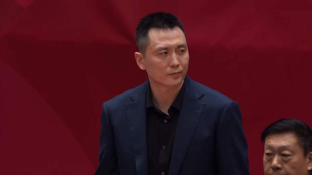 4连胜终结,上海男篮末节连续失误,王哲林14+7 卢伟错信1将状态