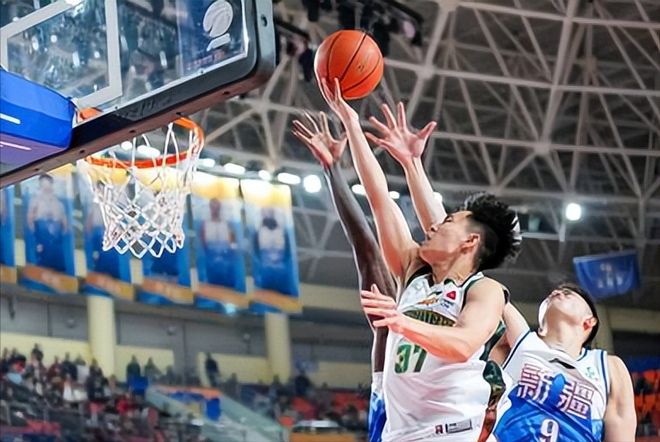 末节只拿4分,新疆时隔7年再次伤口撒盐,辽宁还能再抽象点吗