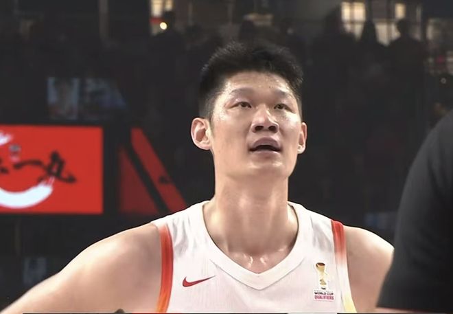 随着中国男篮逆转日本,韩国爆冷迎首败,世预赛最新出线形势如下