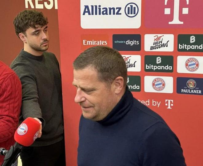 埃贝尔:戴维斯的伤应该是肌肉方面的,看起来需要长时间恢复