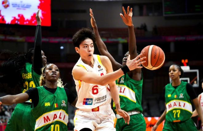 CCTV5直播中国女篮VS南苏丹生死战!张子宇挑大梁,宫鲁鸣输不起
