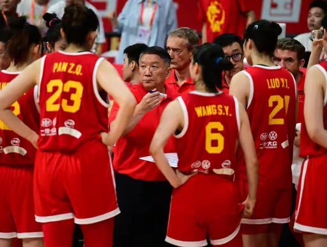 正负值力压李月汝韩旭！中国女篮18岁2米26王牌出炉：定海神针