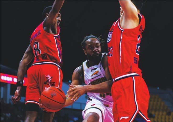 状态下滑 辽篮亟待重回正轨