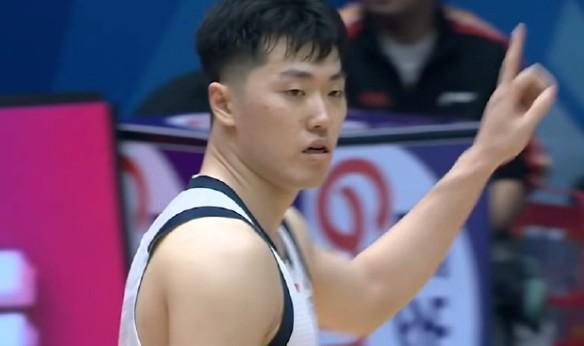 躺赢？张皓嘉出场37分44秒，5中1仅得到2分&正负值+49最高