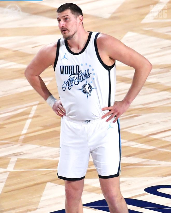 約基奇熱愛籃球言論引熱議！美媒曬近兩年全明星數(shù)據(jù)：5中2僅4分