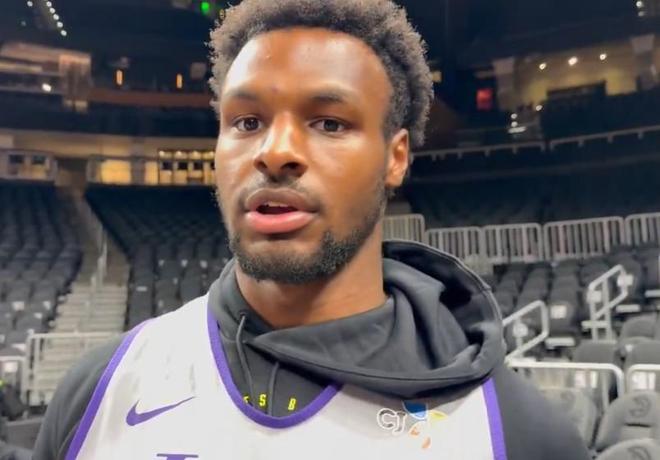 布朗尼:身体状态比上赛季好得多,我现在全力以赴