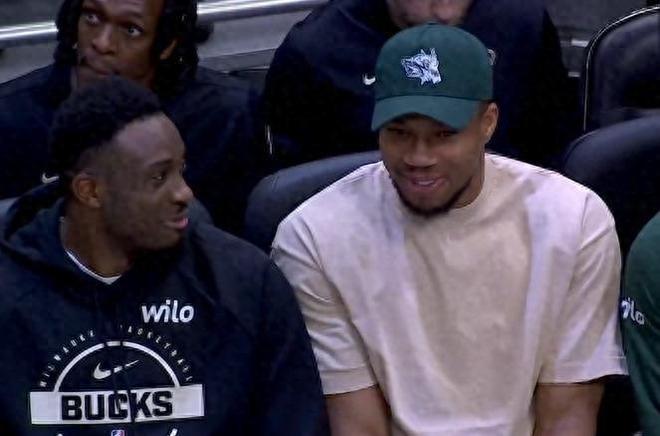 喧宾夺主,开拓者下起三分雨,淹没雄鹿队,杨瀚森无机会登场