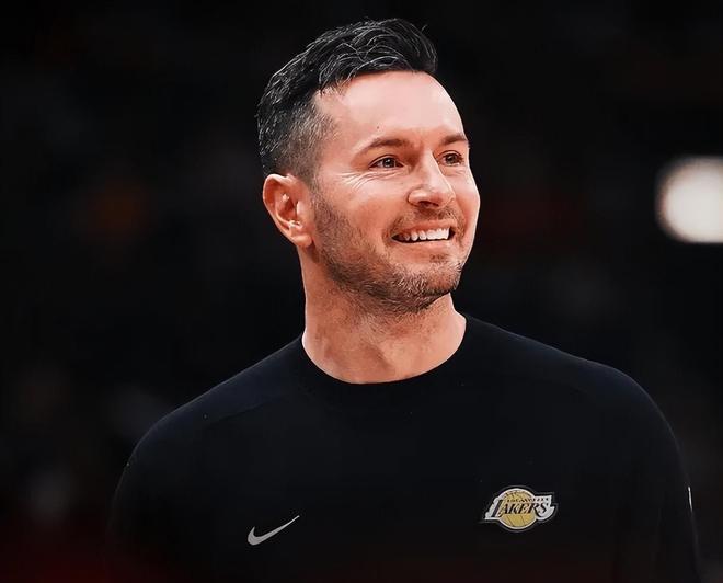 雷迪克執(zhí)教太有信服力！能罵醒全隊，能靈活用人，力保西部第三！