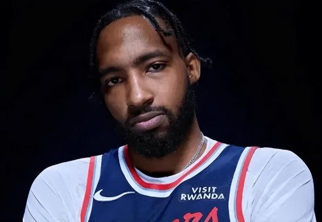 快船结束连败泰伦卢仍遭质疑!首发3将需调整,博格丹地位不够!