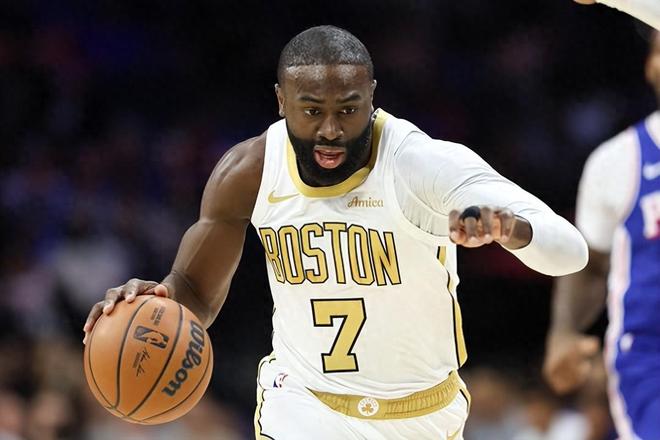 布朗公开批评裁判被罚3.5万美元！曾放话不在乎：想罚多少罚多少