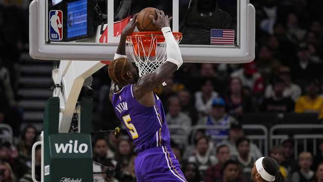 湖人以29分惨败给雷霆,这是否是他们成真正争冠球队所需要的警醒