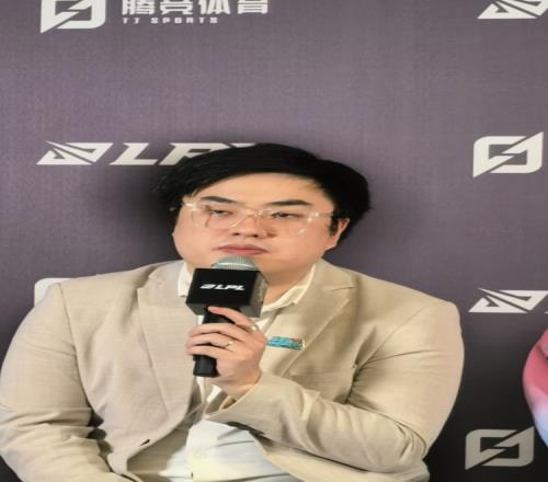 玩不过情有可原！BLG教练：今天博弈是我输了选手个人能力足够的