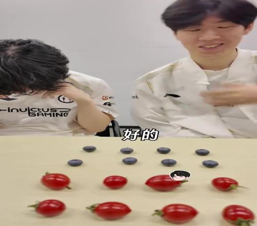 iG分享中上整活小游戏：不要笑挑战么有意思