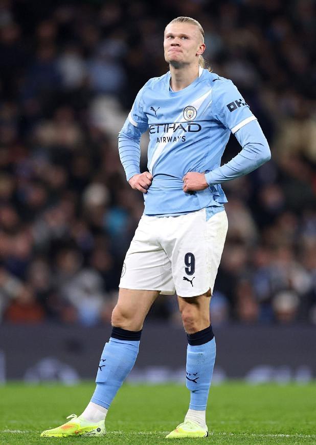 足坛一夜动态:瓜帅整活曼城完败,尤文绝杀,切尔西3-0大胜巴萨